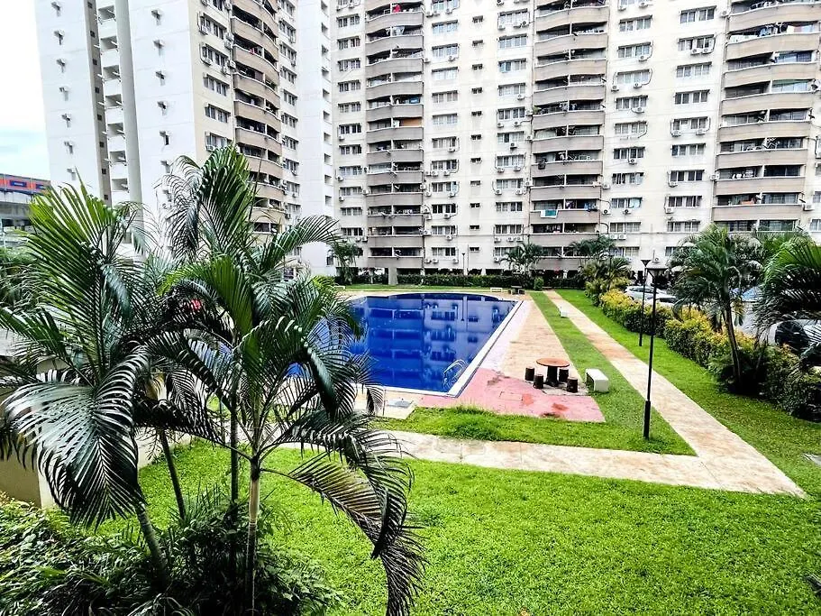 Suasana Stay & Homestay Sentul Utama Kuala Lumpur 3R3Br 2Ac 2 Car Park-Netflix-Wifi-Pool View Malaysia