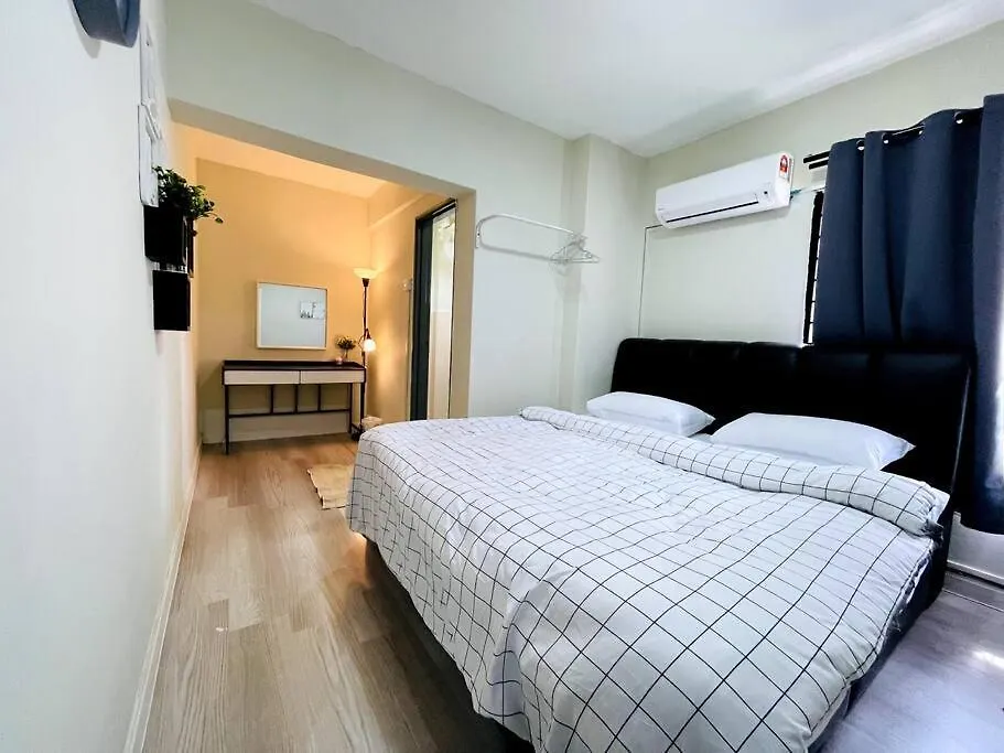 Apartment Suasana Stay & Homestay Sentul Utama Kuala Lumpur 3R3Br 2Ac 2 Car Park-Netflix-Wifi-Pool View
